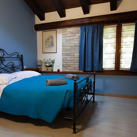 Isola Di Wight Bed & Breakfast San Michele al Tagliamento Exterior photo