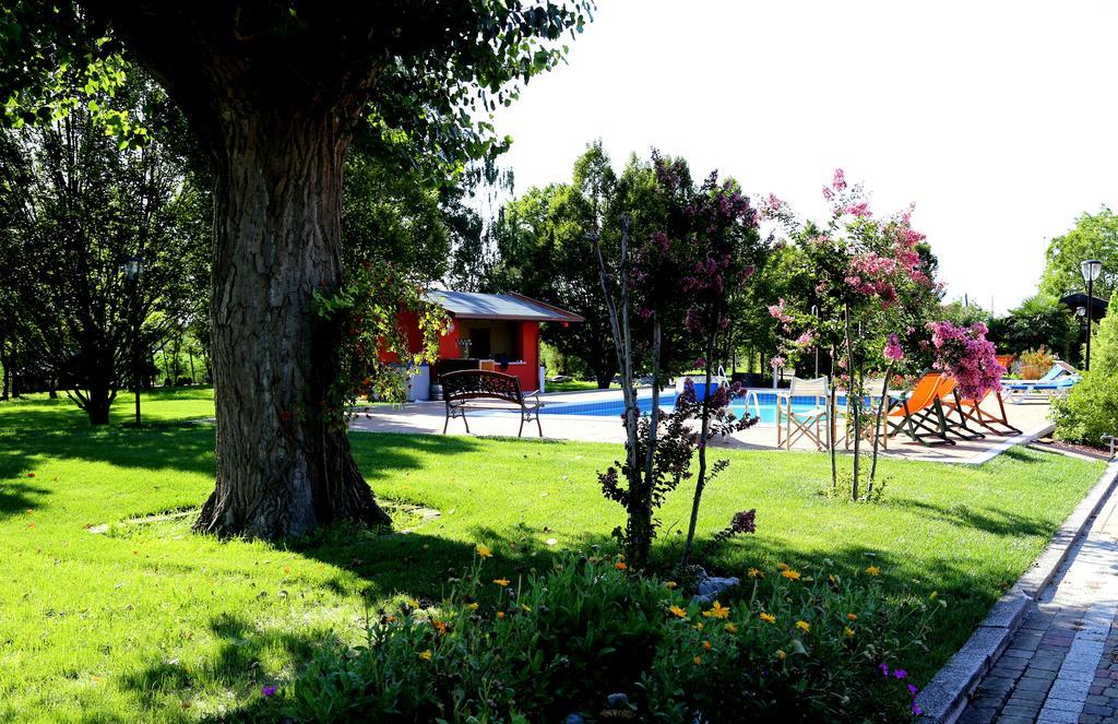 Isola Di Wight Bed & Breakfast San Michele al Tagliamento Exterior photo