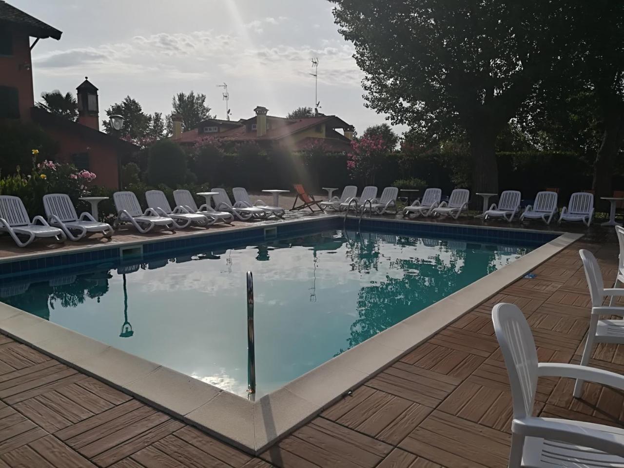 Isola Di Wight Bed & Breakfast San Michele al Tagliamento Exterior photo