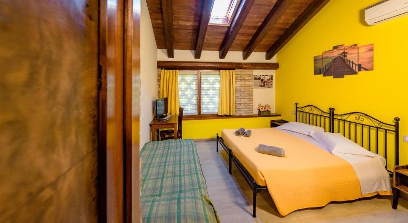 Isola Di Wight Bed & Breakfast San Michele al Tagliamento Exterior photo