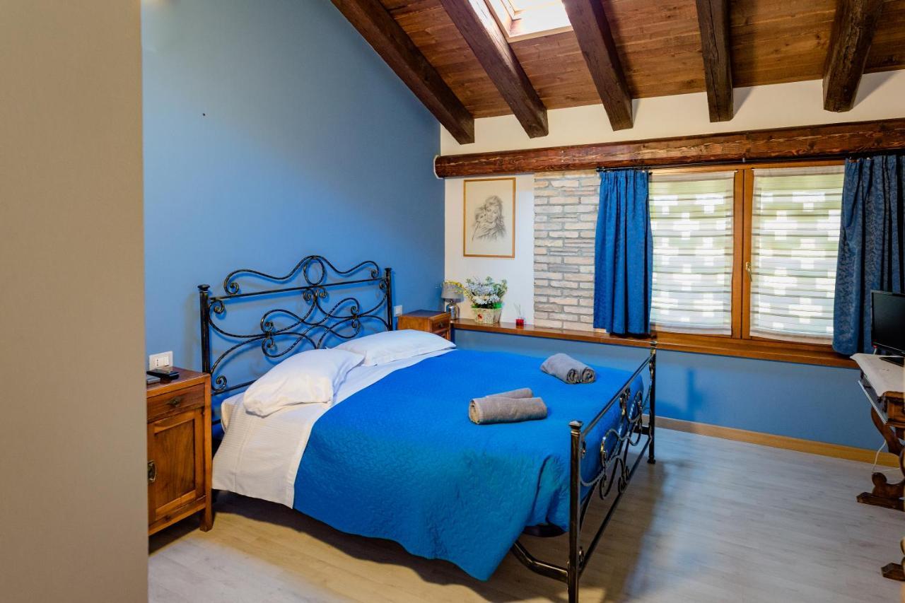 Isola Di Wight Bed & Breakfast San Michele al Tagliamento Exterior photo